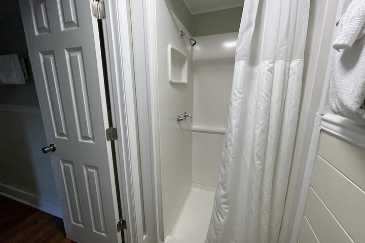 Room 49 of 309