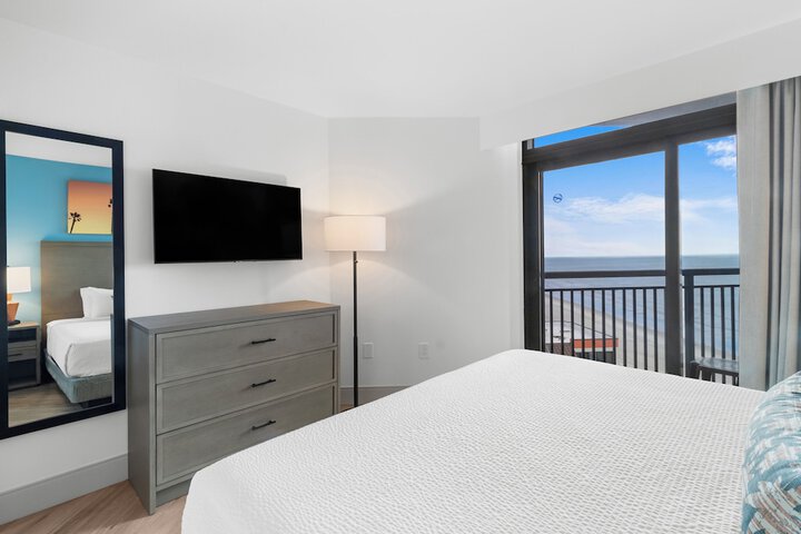 Room 52 of 218