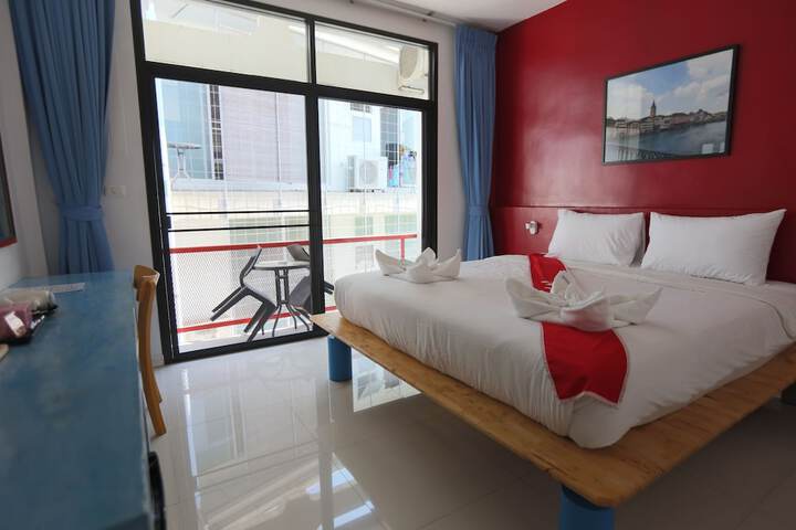 Room 14 of 29