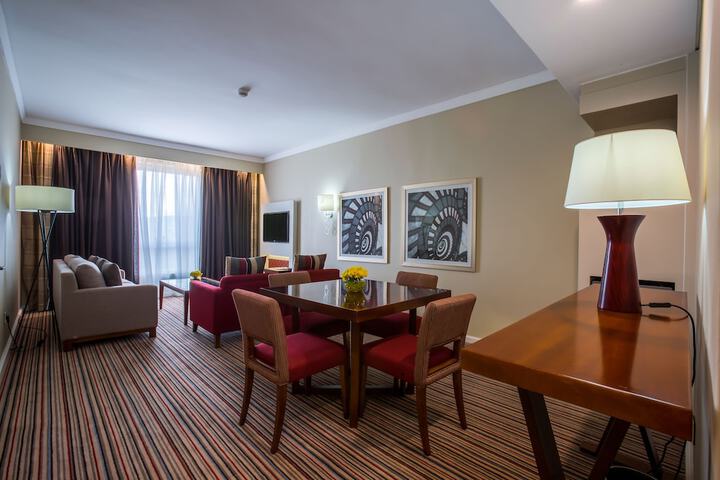 Room 35 of 108