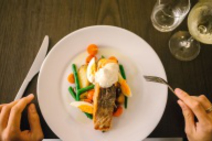 Dining 77 of 204