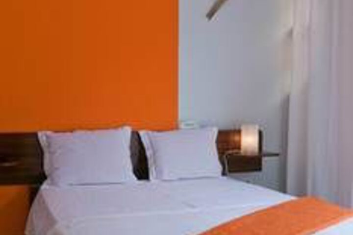 Room 17 of 24