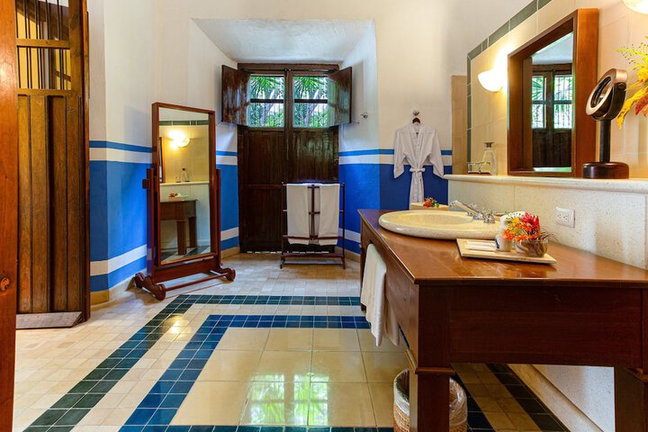 Clean Restrooms