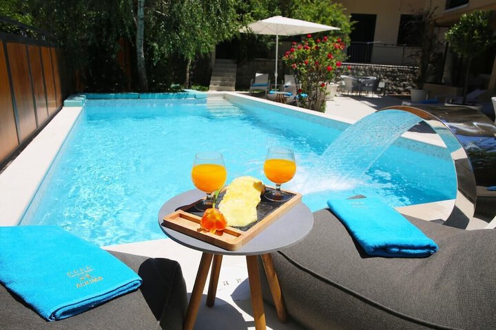 Pool 57 of 76