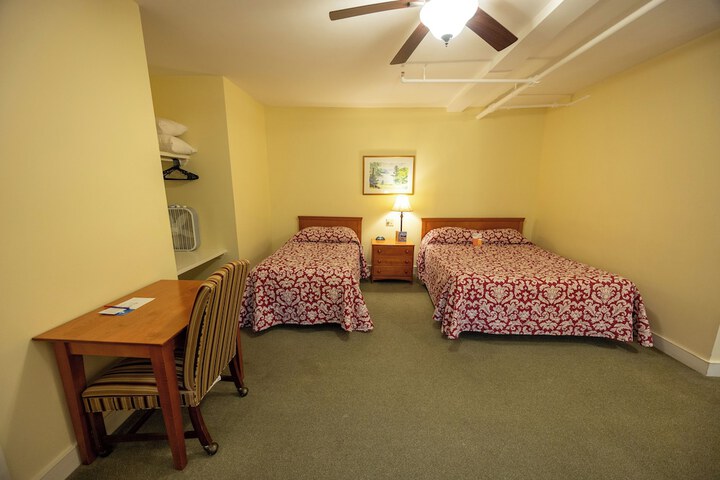 Room 54 of 103