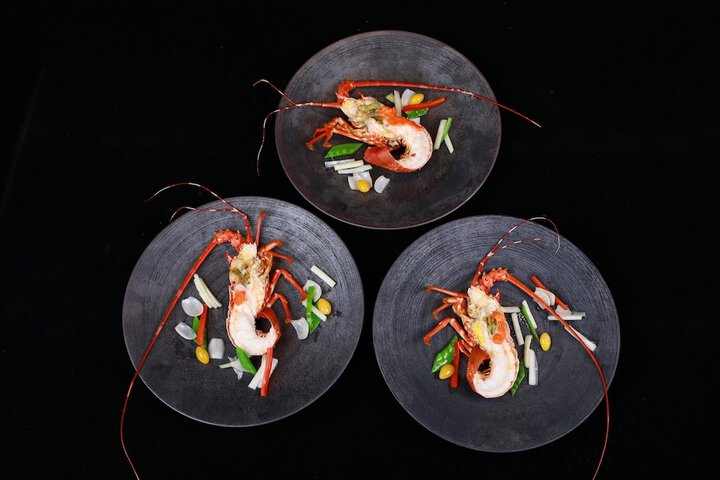Dining 58 of 106