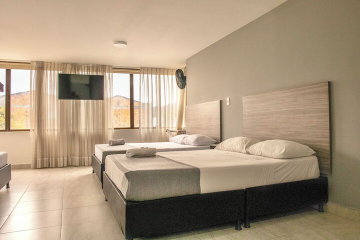 Room 8 of 22