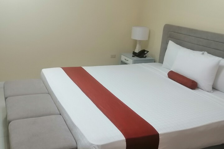 Room 38 of 85