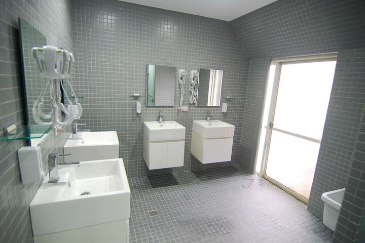 Room 30 of 44