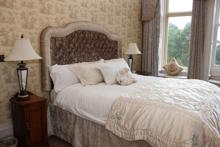 Room 5 of 73