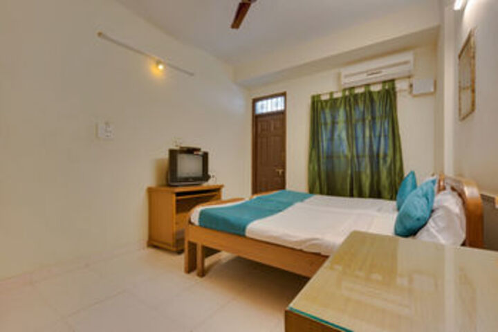 ZO Rooms Manipal Hospital Domlur