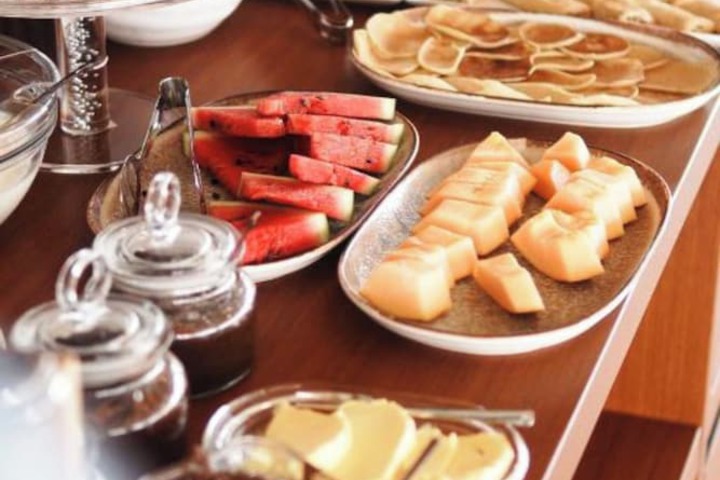 Breakfast/Coffee Service 56 of 75