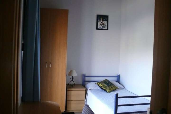 Room 5 of 20