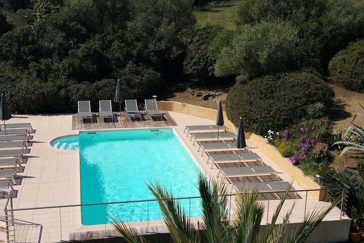 Hotel Pool
