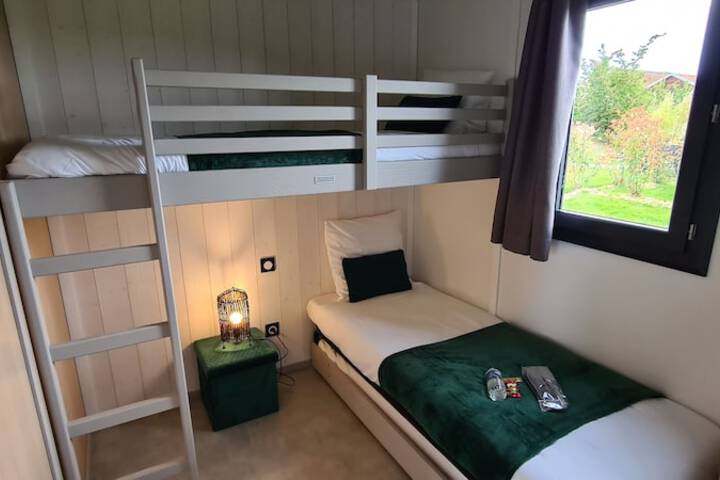 Room 11 of 64