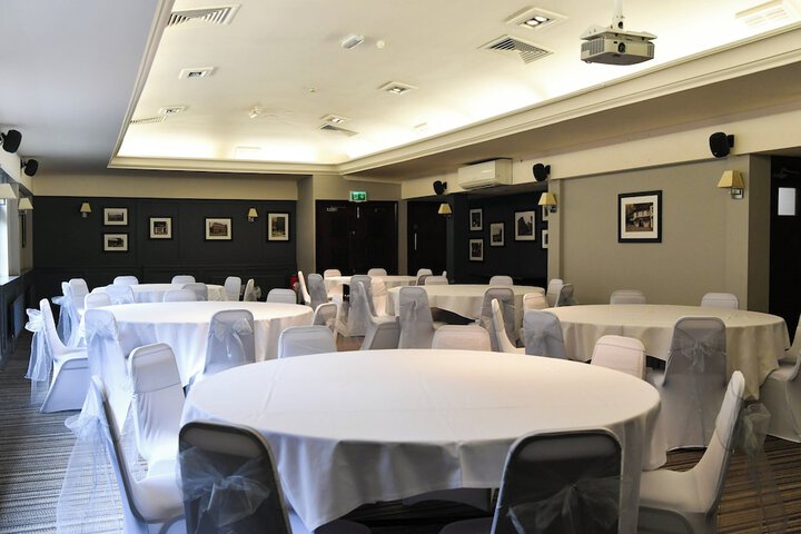 Ballroom/Hall 78 of 94