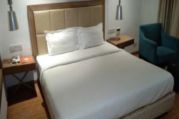 Room 9 of 72