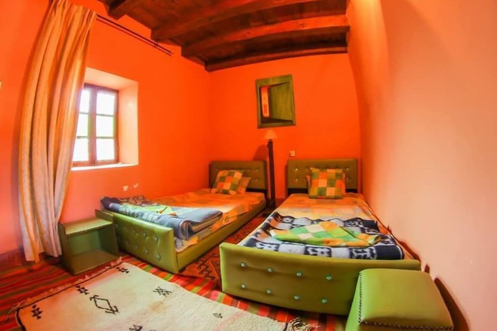 Room 7 of 40