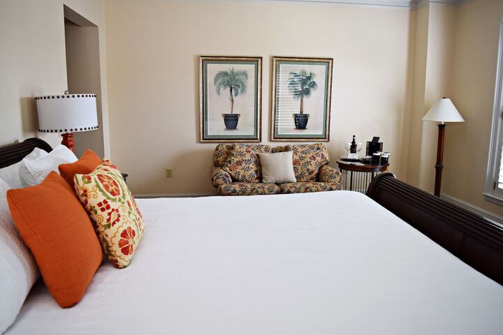 Room 117 of 227