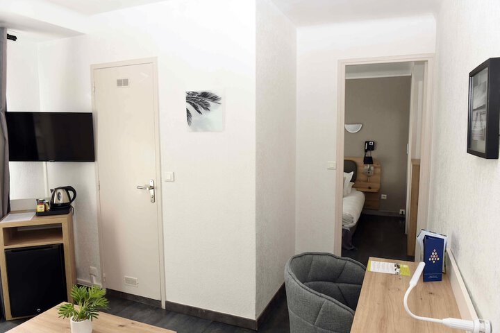 Room 74 of 113