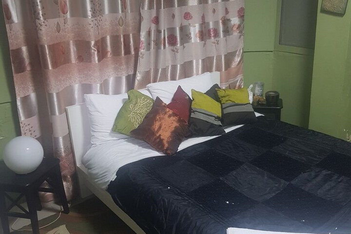 Room 22 of 38