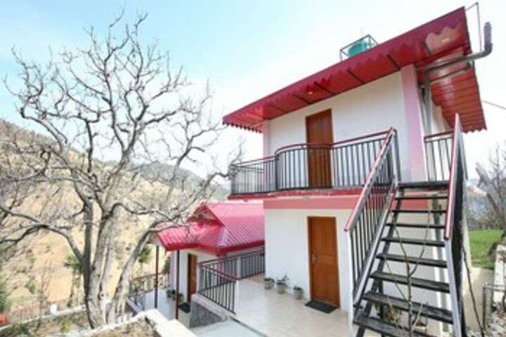 OYO 12215 Home 1RK Exotic Valley View Chail