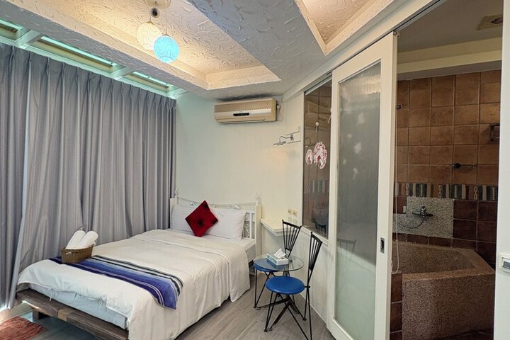 Room 59 of 84