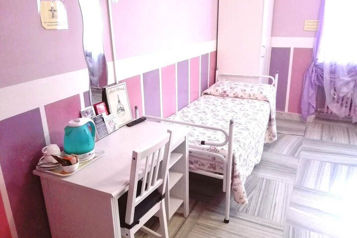 Room 13 of 140