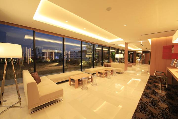 Hotel Lobby