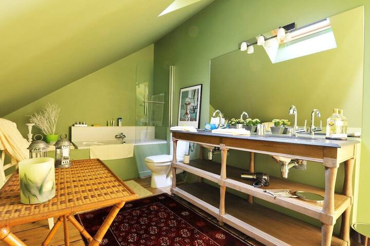 Bath Interior