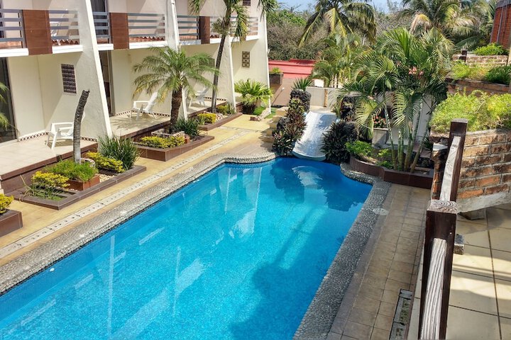 Pool 45 of 65