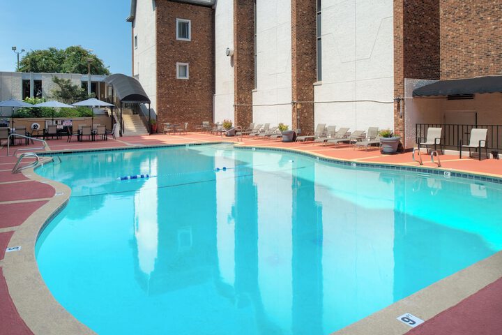 Hotel with Pool