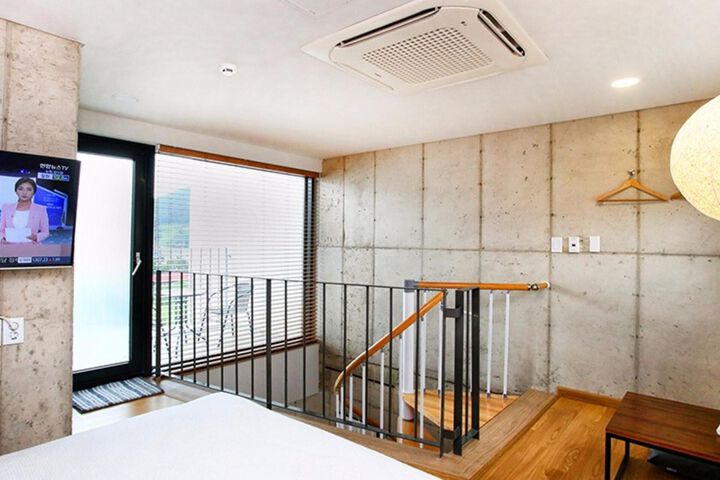 Room 61 of 111