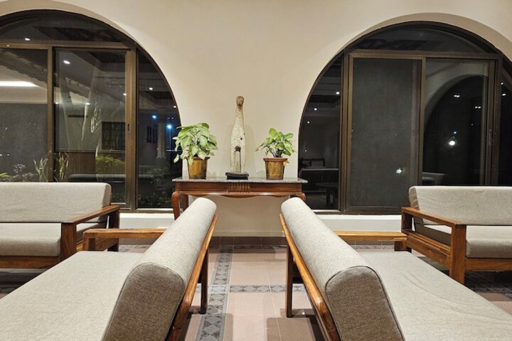 Hotel Interior 5 of 27