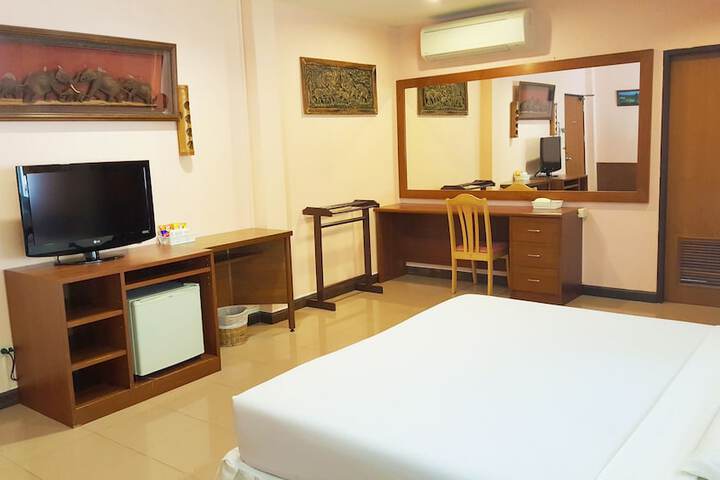 Room 22 of 436