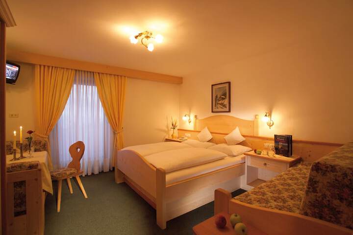 Room 18 of 88