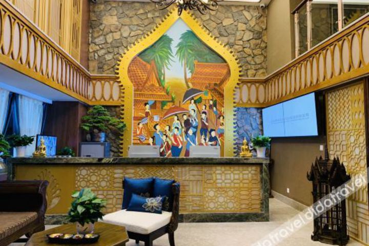Hotel Interior 22 of 43