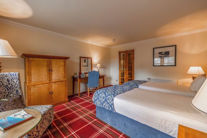 Room 45 of 127