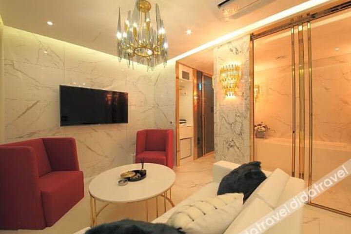 Hotel Interior 11 of 62