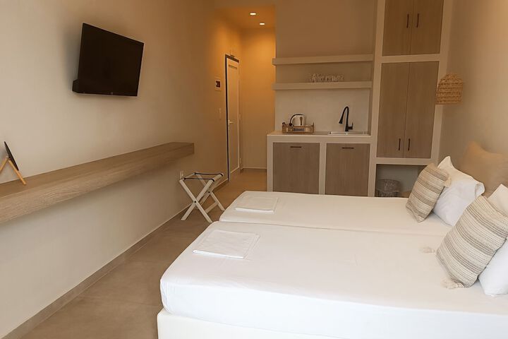 Room 9 of 70