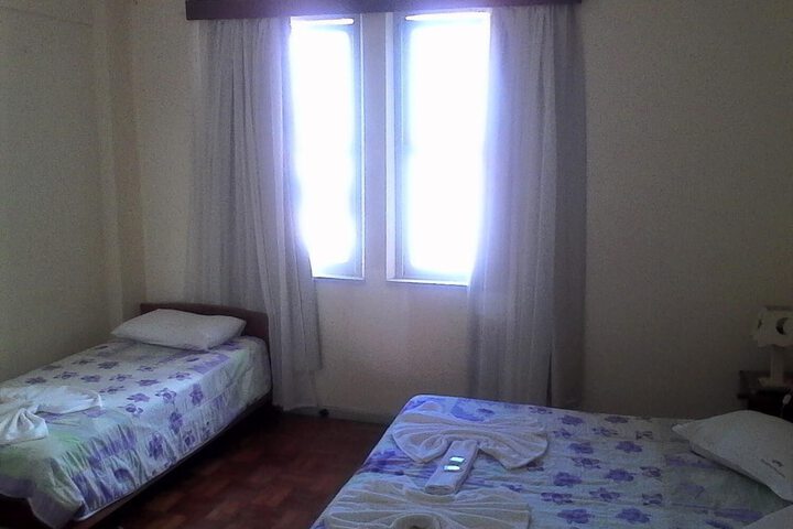 Room 11 of 35