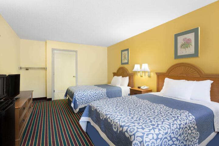 2 Double Beds Mobility Accessible (1 of 8)