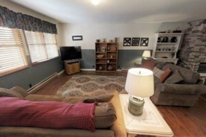 Room 12 of 24