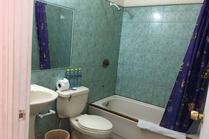 Room 28 of 77