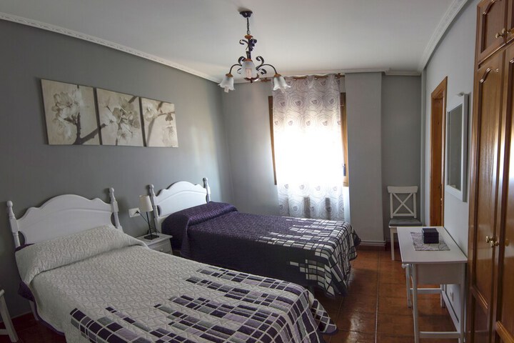 Room 20 of 104
