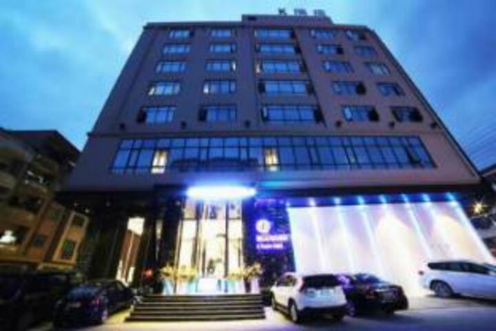 Vanke Hotel (Chashan Dongguan Railway Station Branch)