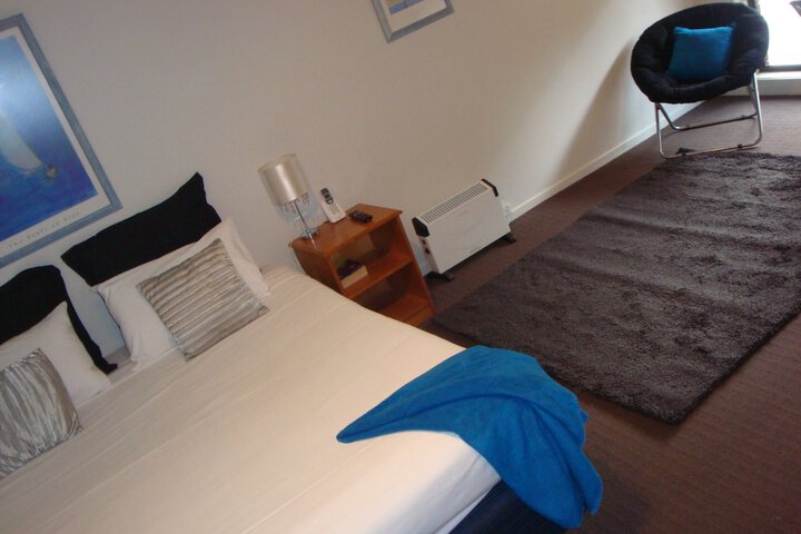 Room 42 of 51