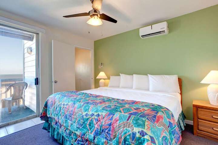 Room 28 of 144