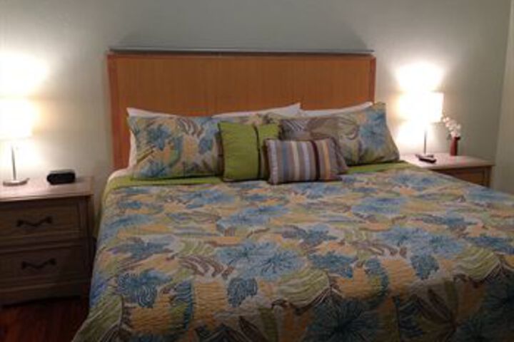 Room 11 of 23