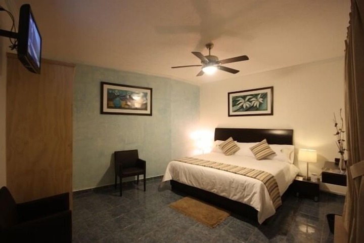 Room 17 of 41